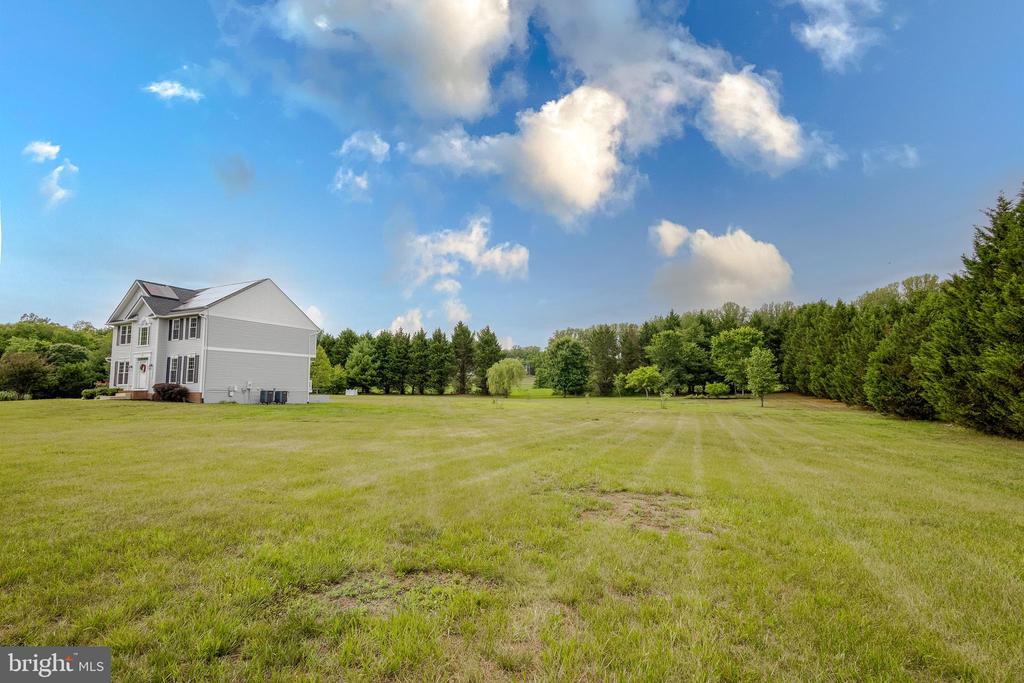 12438 WHISPER CREEK COURT