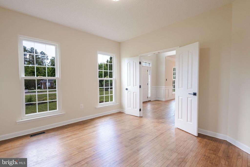 12438 WHISPER CREEK COURT