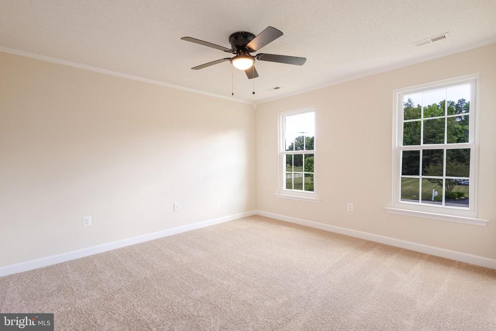 12438 WHISPER CREEK COURT