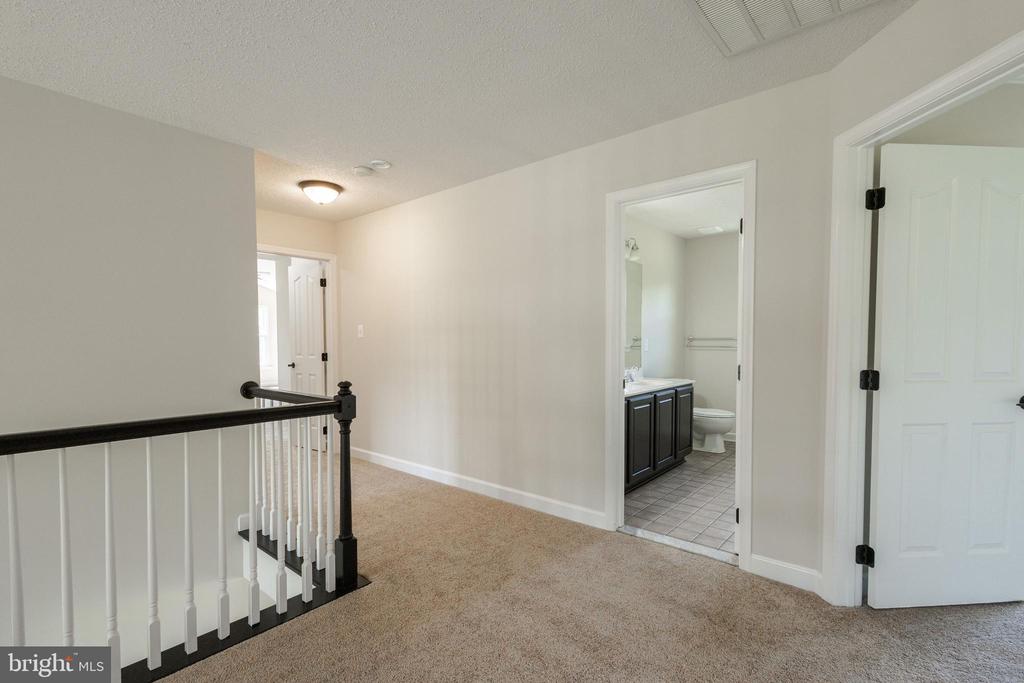12438 WHISPER CREEK COURT