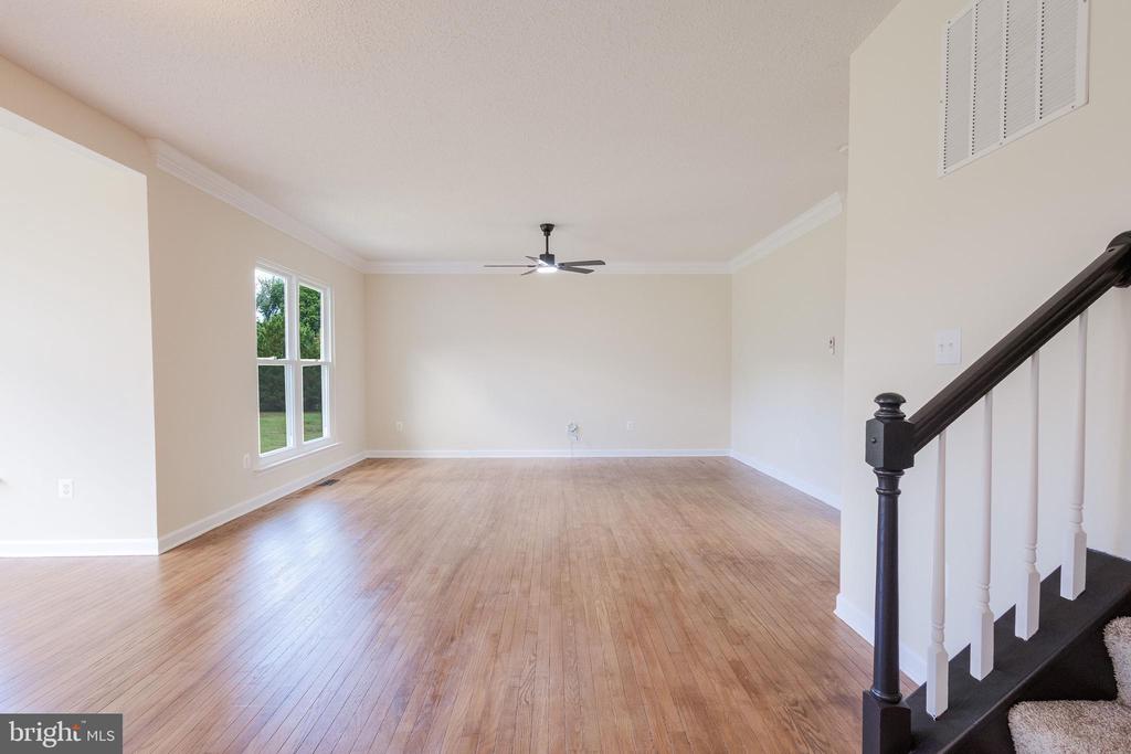 12438 WHISPER CREEK COURT