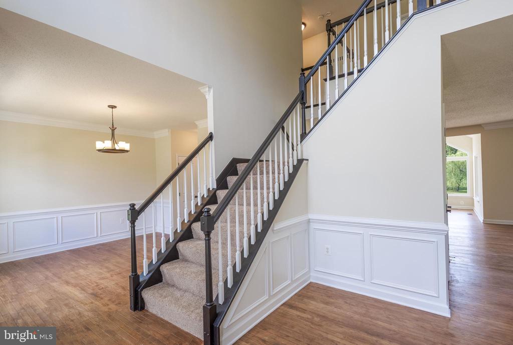 12438 WHISPER CREEK COURT