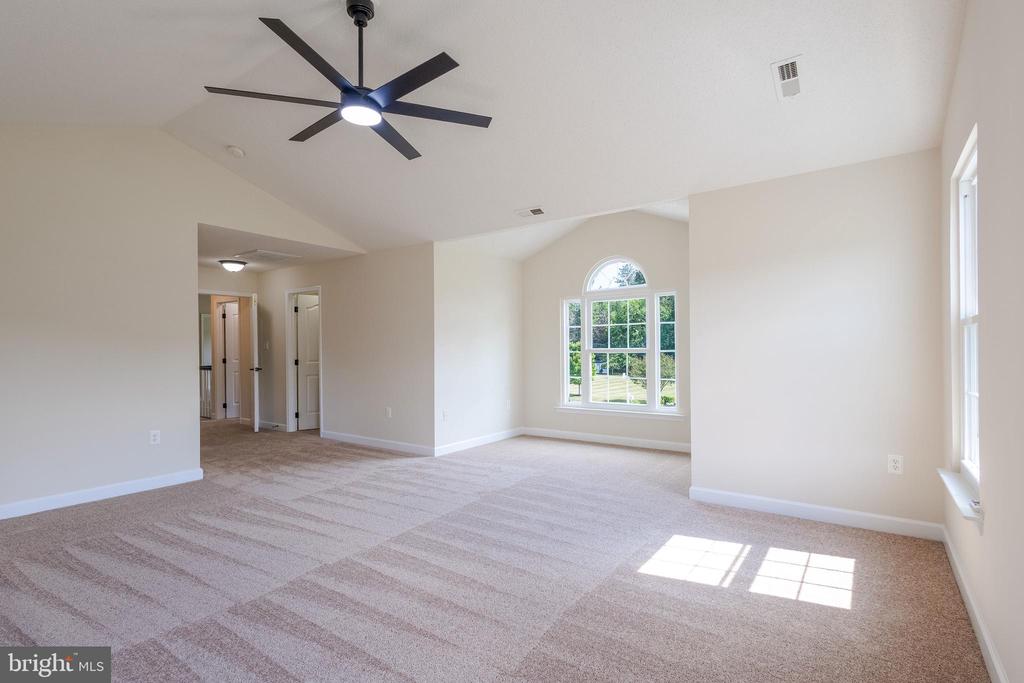 12438 WHISPER CREEK COURT