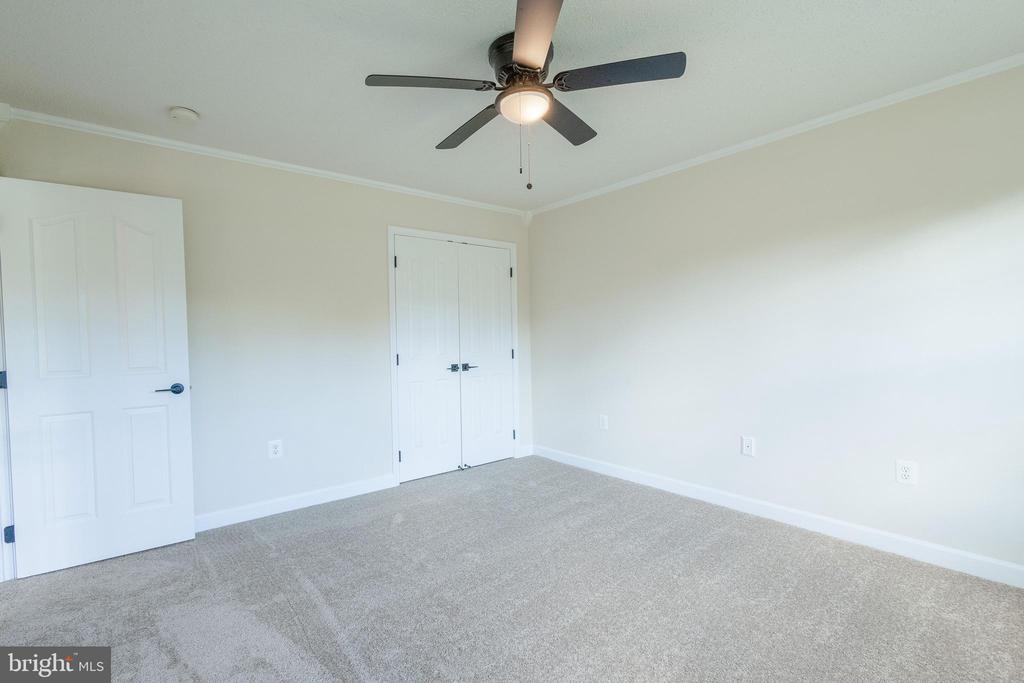 12438 WHISPER CREEK COURT