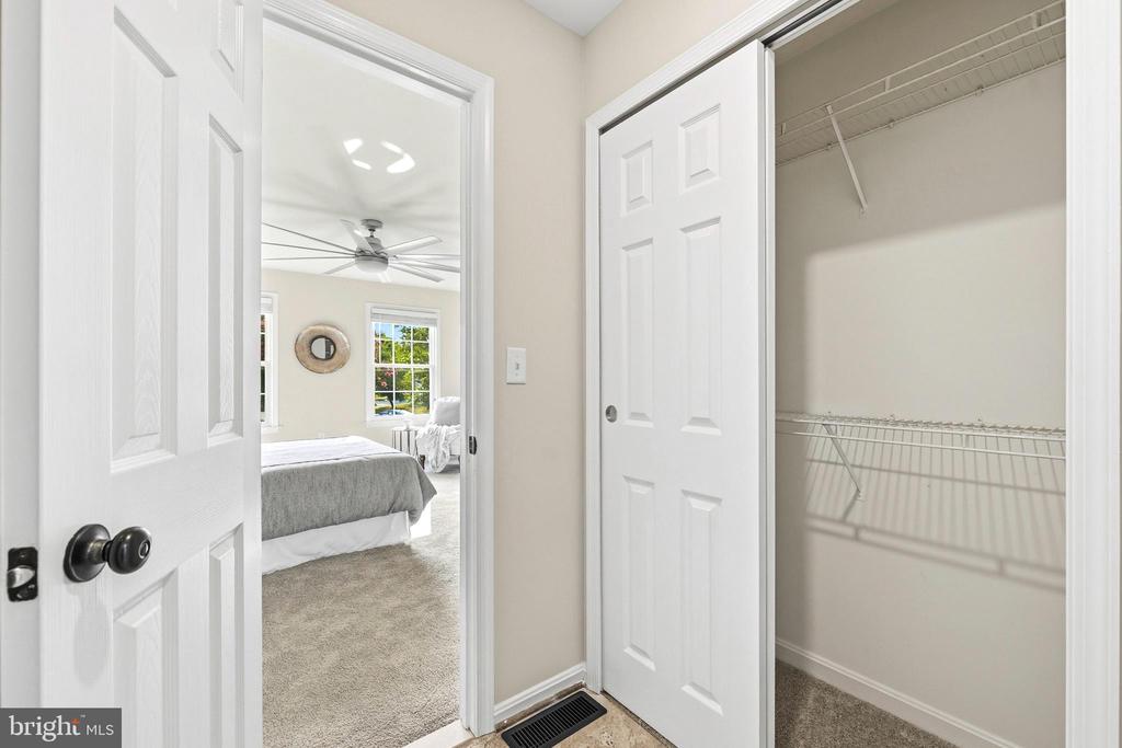 3180 GAINSBOROUGH COURT