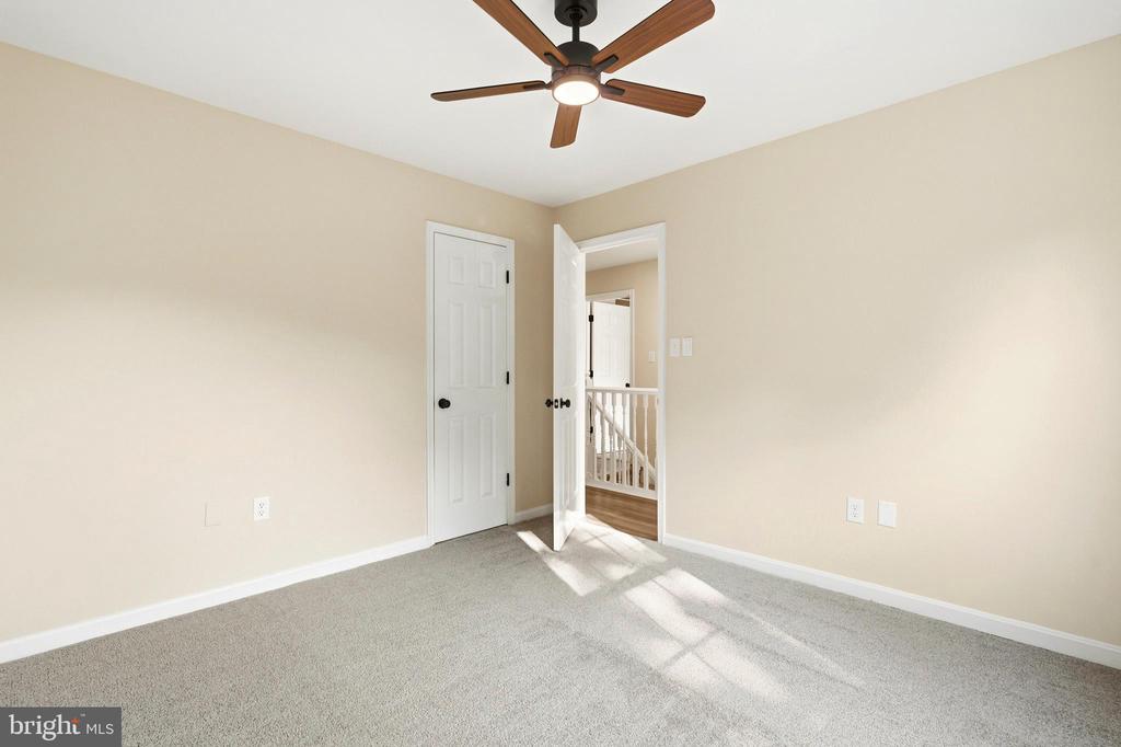 3180 GAINSBOROUGH COURT