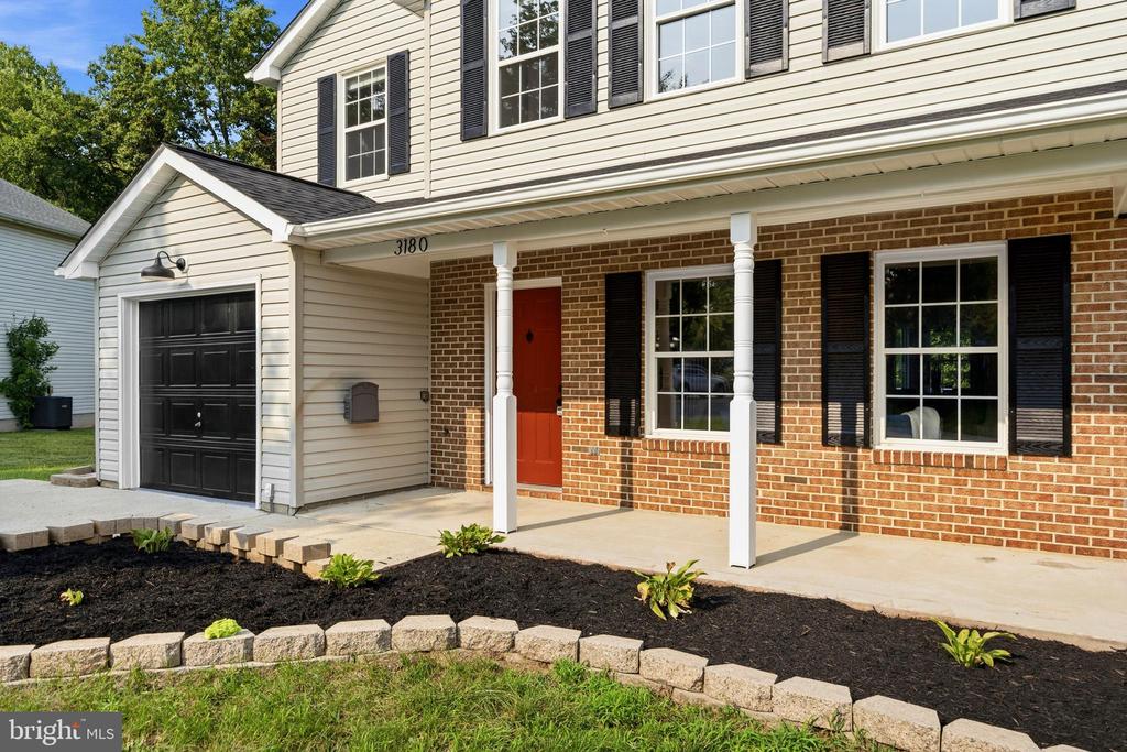 3180 GAINSBOROUGH COURT