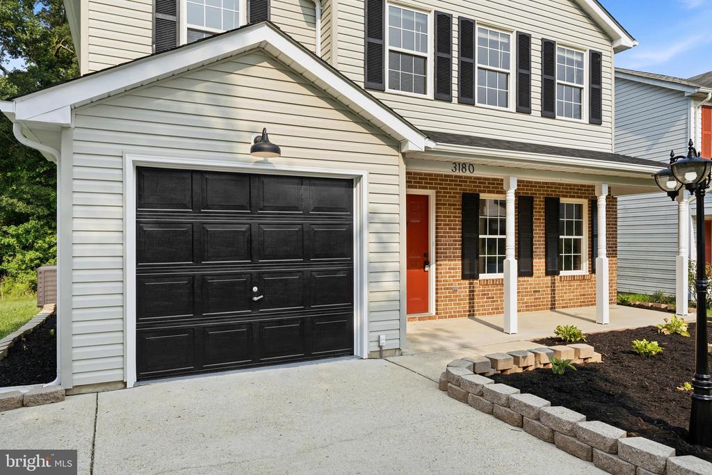 3180 GAINSBOROUGH COURT