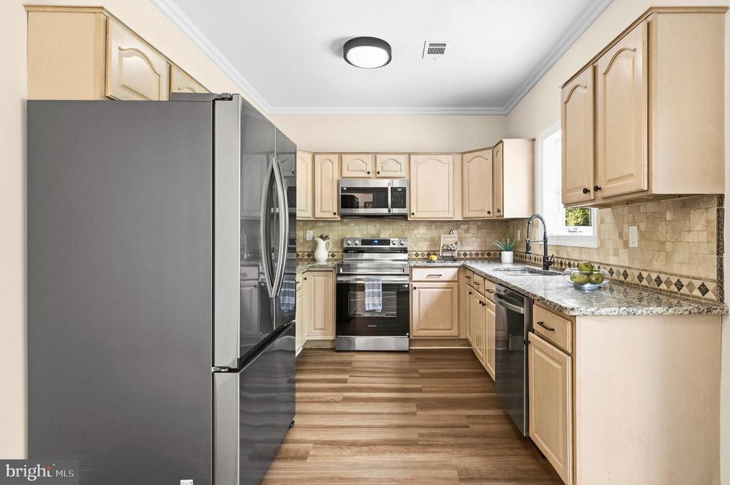 3180 GAINSBOROUGH COURT