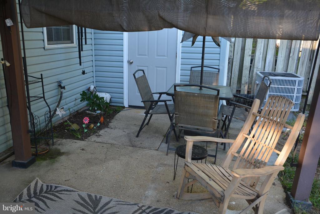 707 BARRINGTON DRIVE