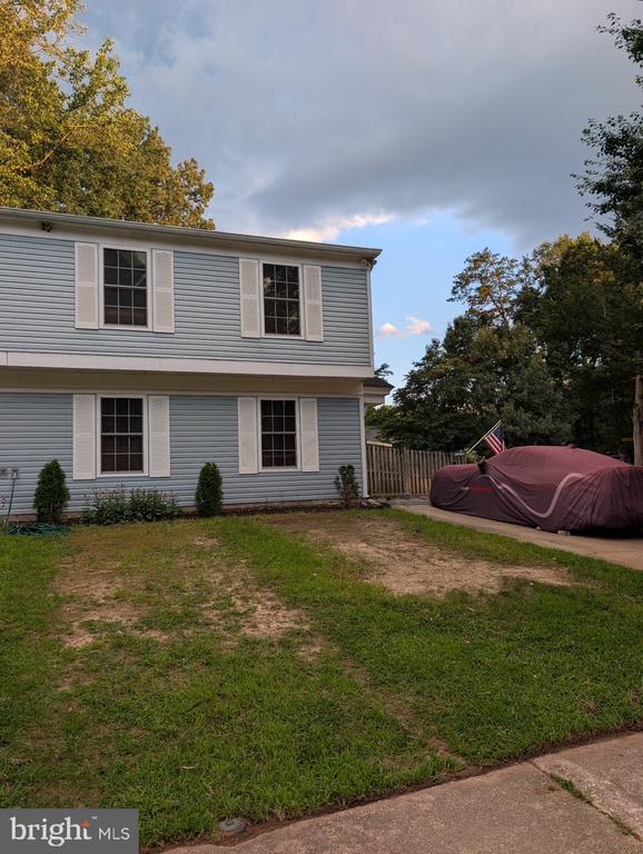 707 BARRINGTON DRIVE