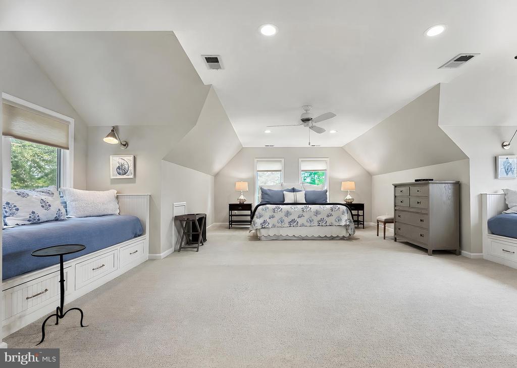 12265 POTOMAC VIEW ROAD