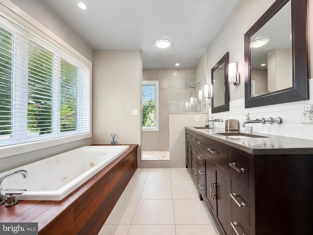 12265 POTOMAC VIEW ROAD