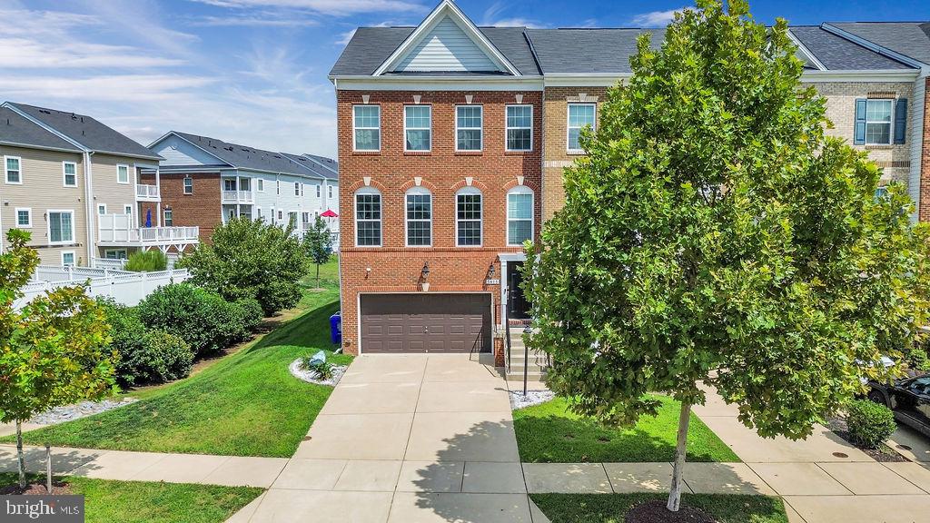 5425 SPOTSWOOD PLACE