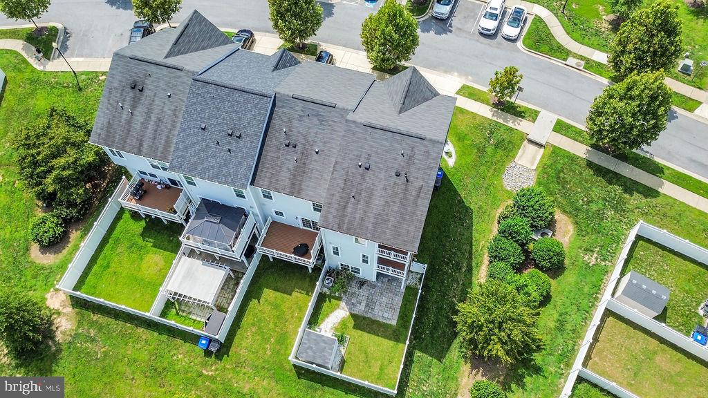 5425 SPOTSWOOD PLACE