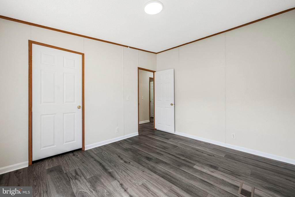 3715 LINKINS ROAD