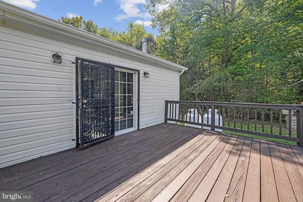 3715 LINKINS ROAD