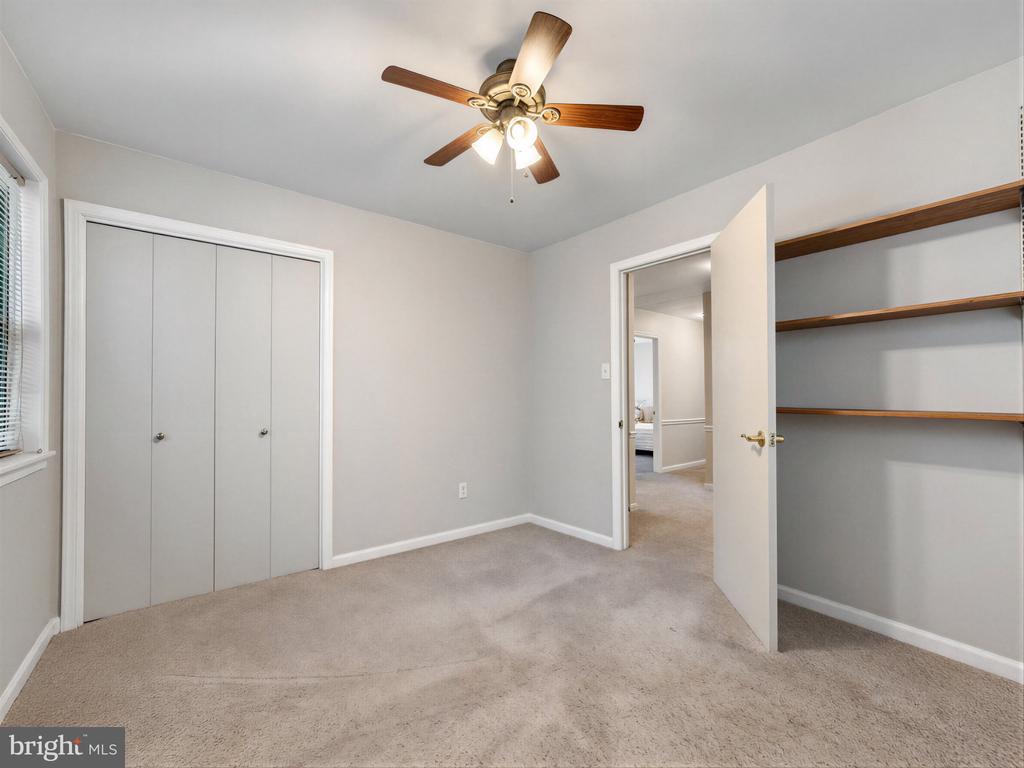 1331 REDWOOD CIRCLE