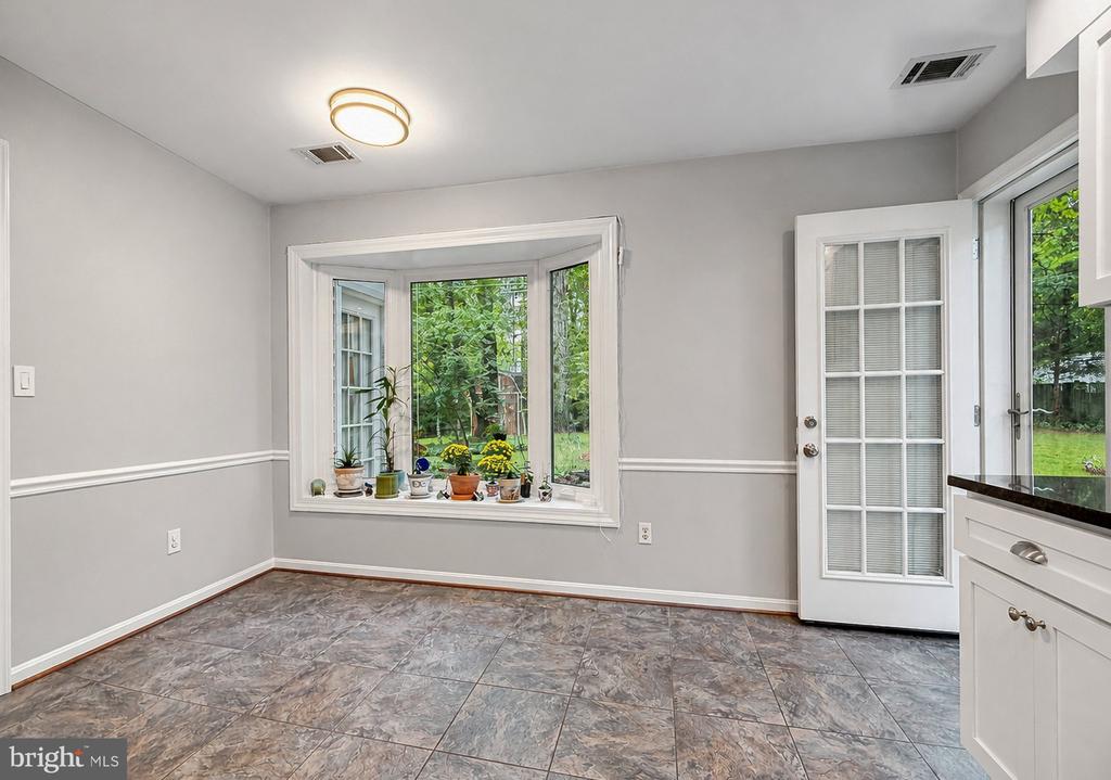 1331 REDWOOD CIRCLE