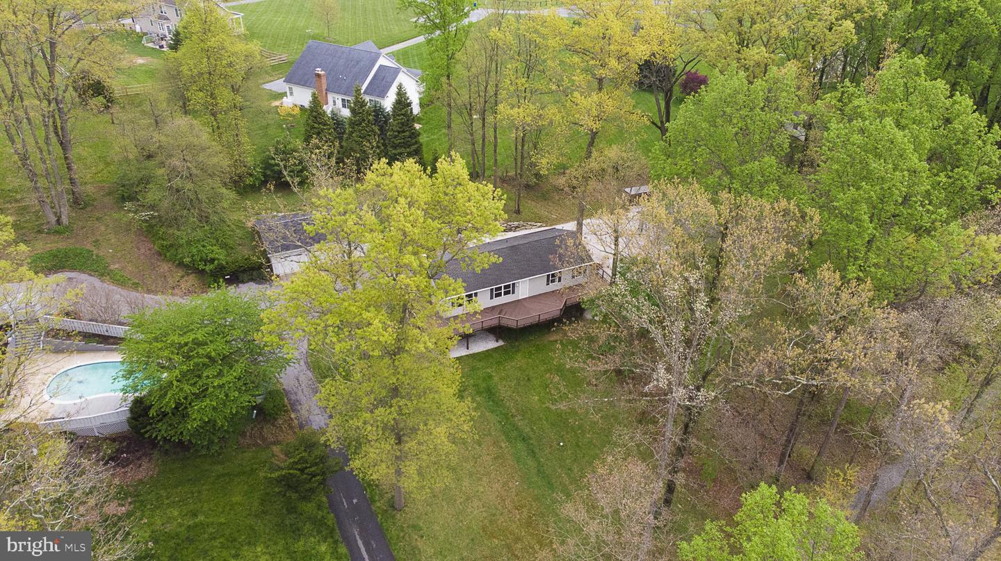 3811 Beamers COURT