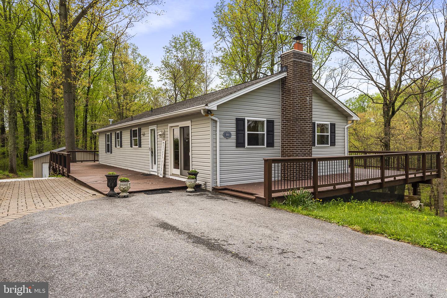 3811 Beamers COURT