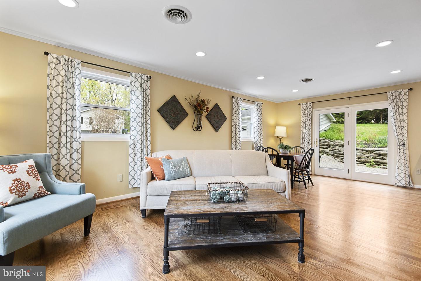 3811 Beamers COURT
