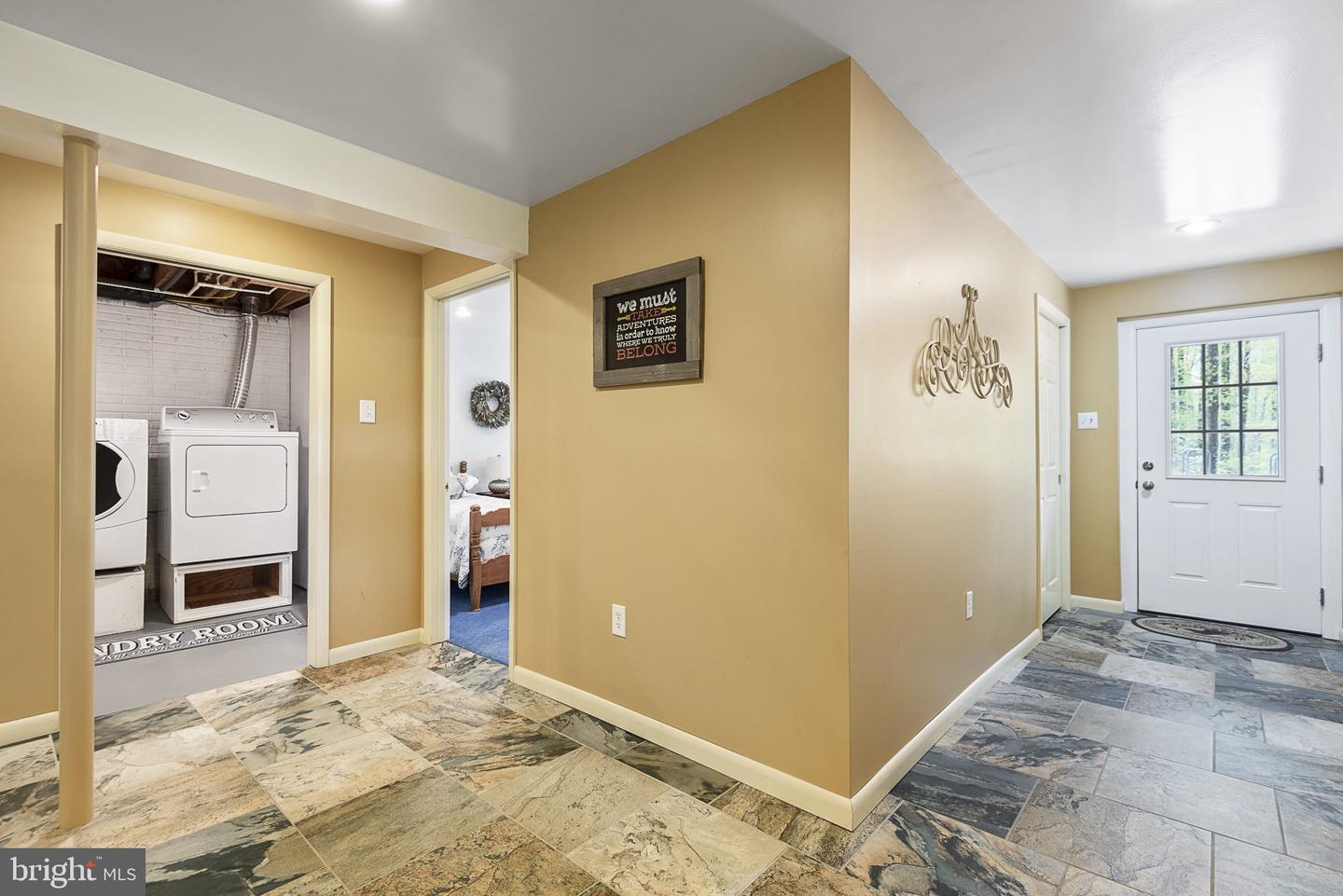3811 Beamers COURT