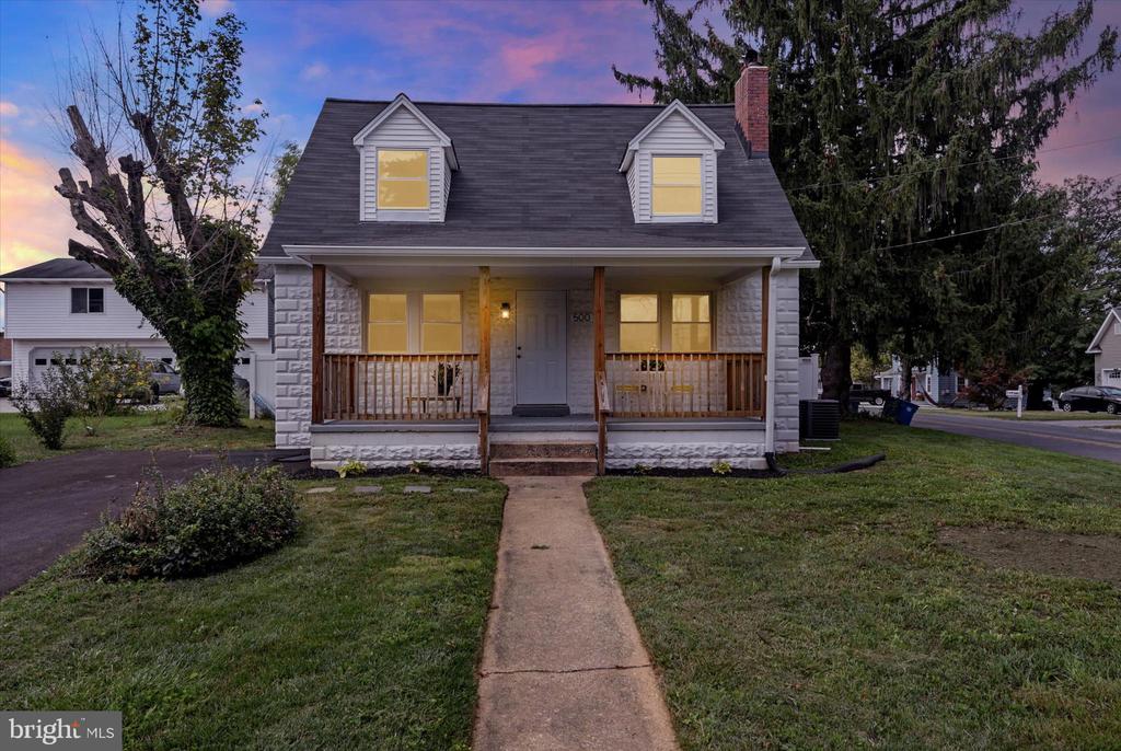 500 LOCUST AVENUE