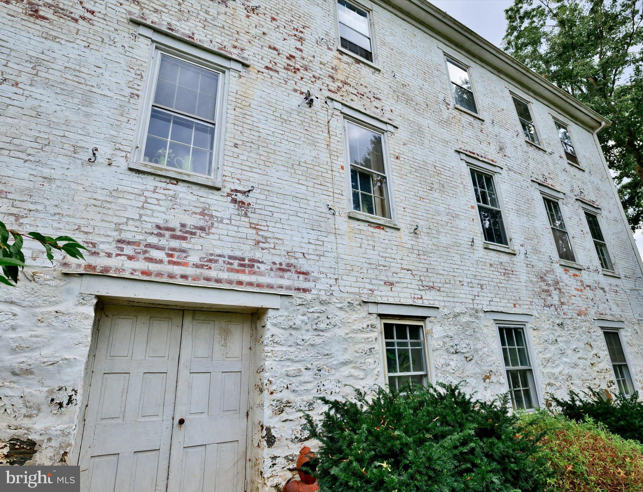 452 Sullivan Rd