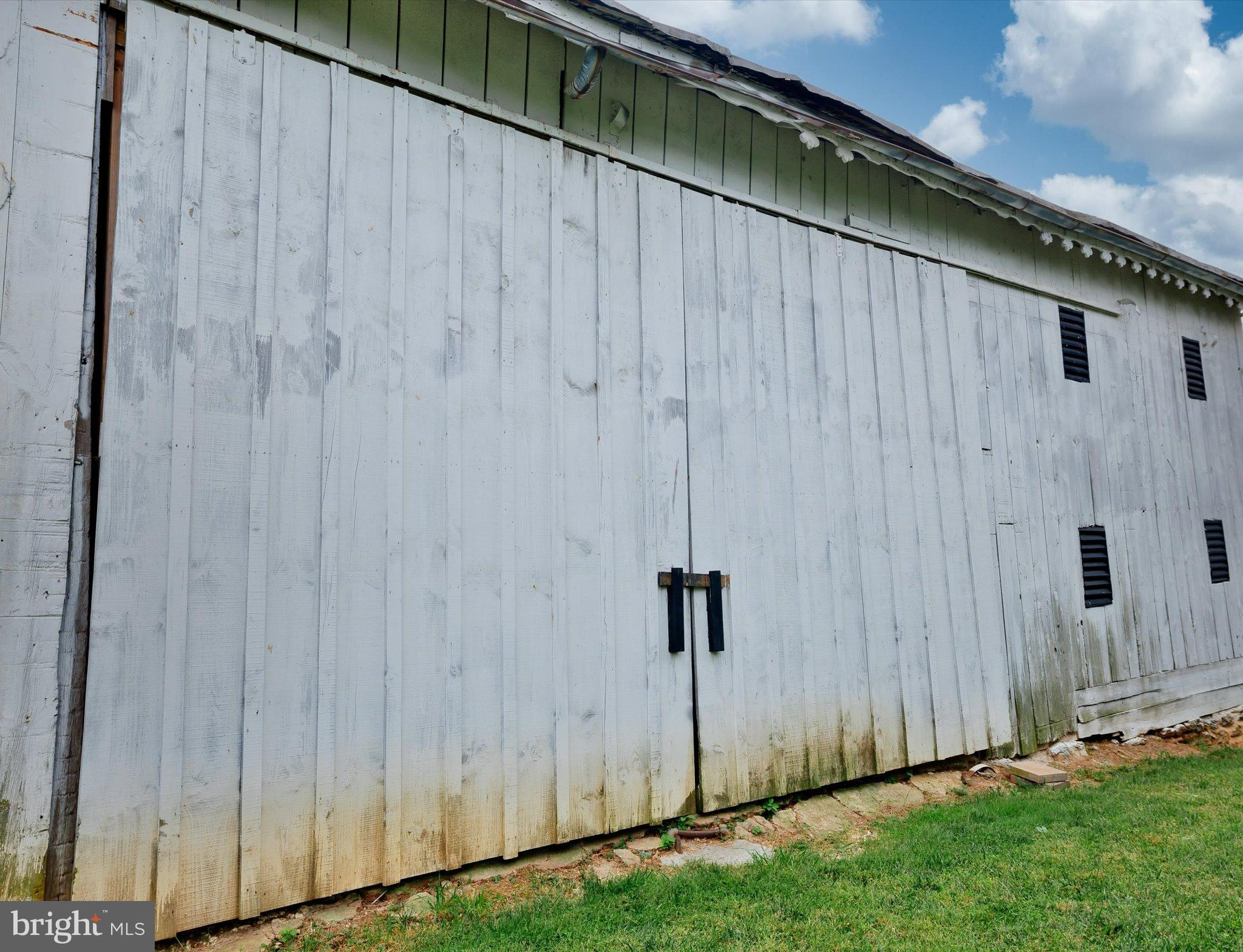452 Sullivan Rd