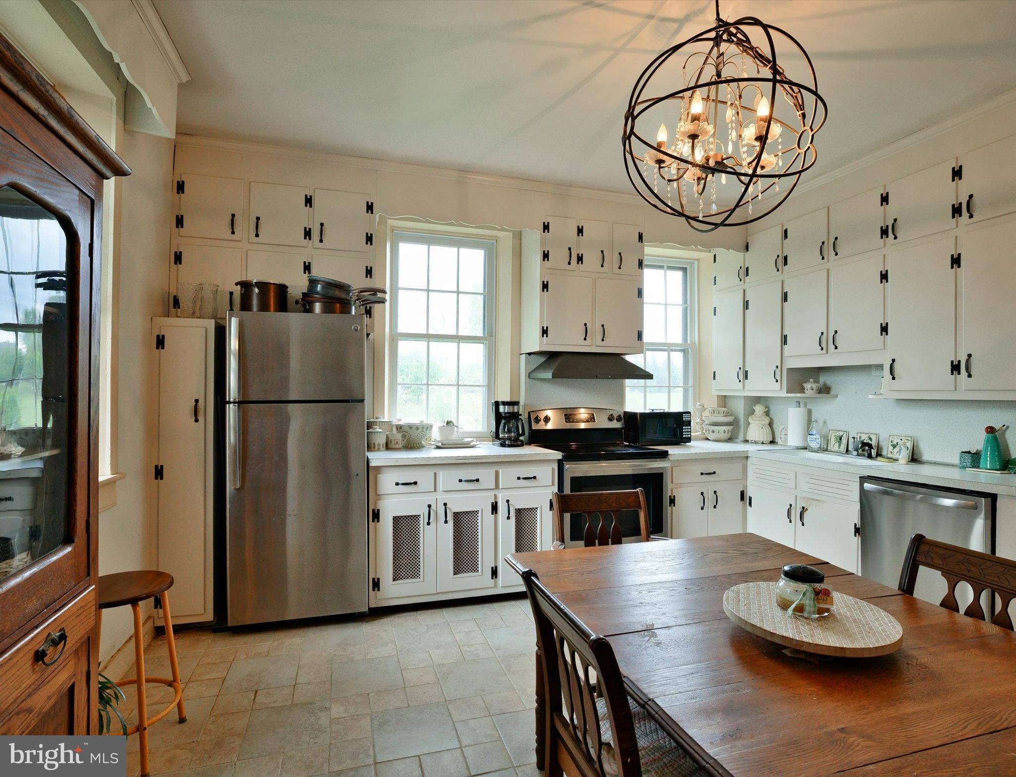 452 Sullivan Rd