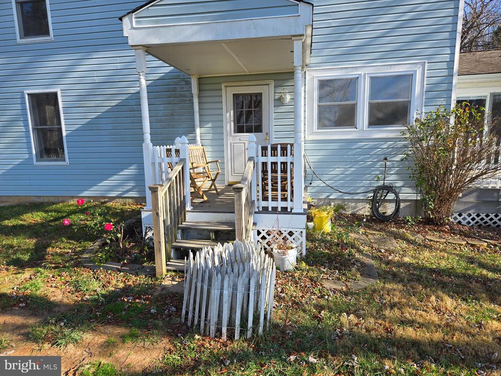 2621 BRADDOCK ROAD
