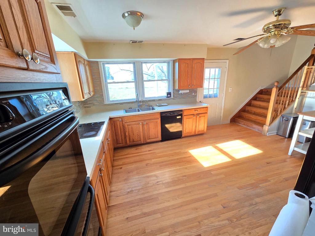 2621 BRADDOCK ROAD