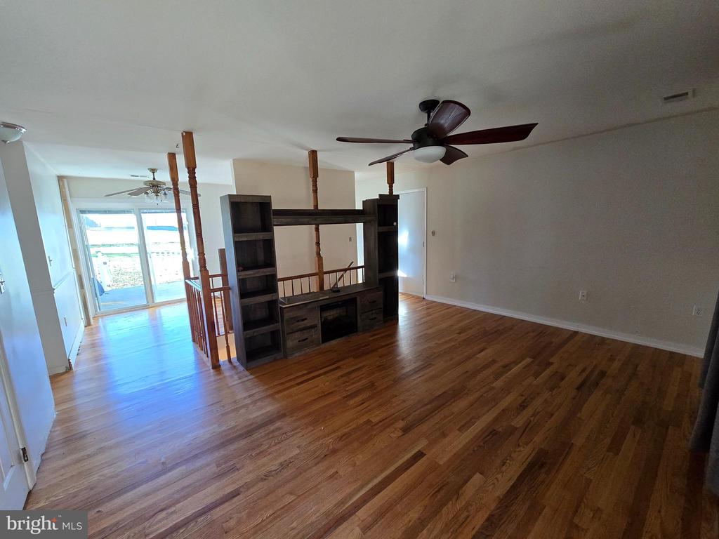 2621 BRADDOCK ROAD