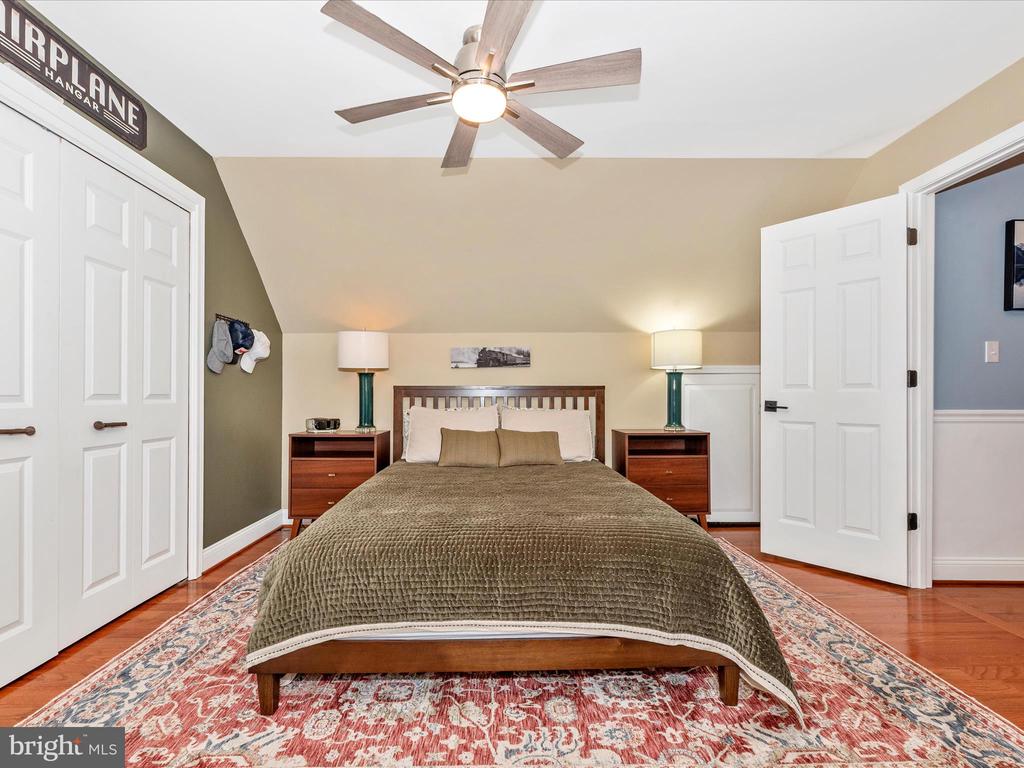 1204 WEYMOUTH STREET