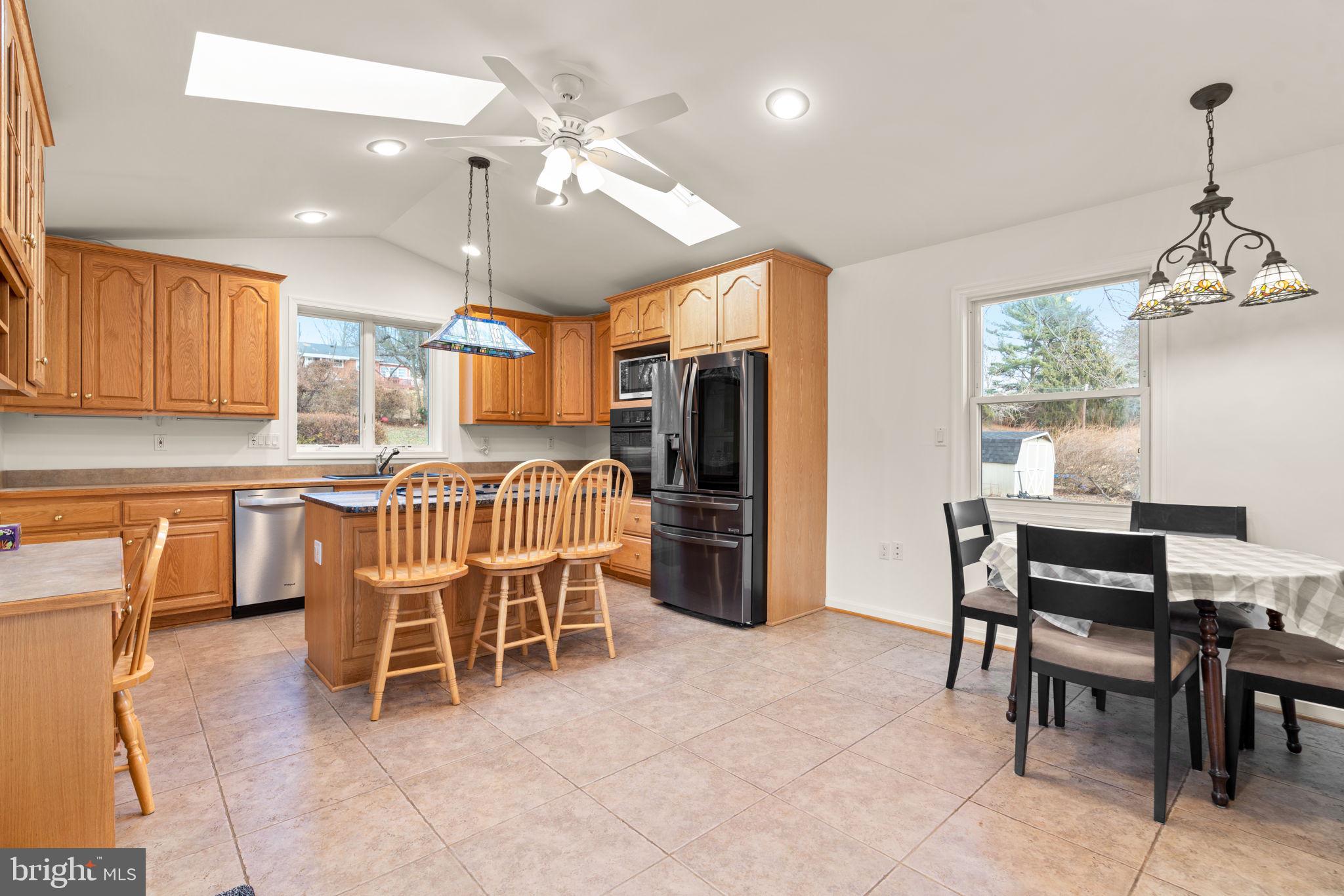 5309 WENDY ROAD