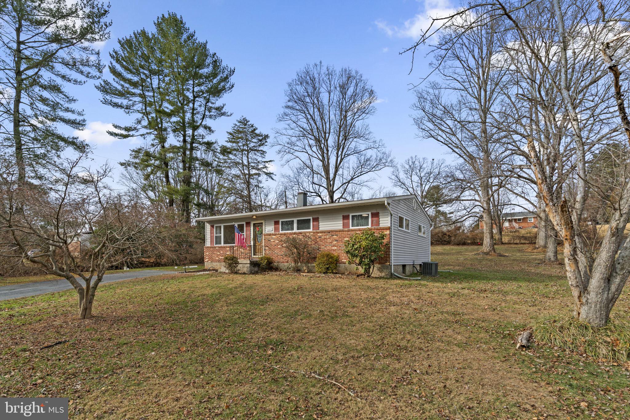 5309 WENDY ROAD