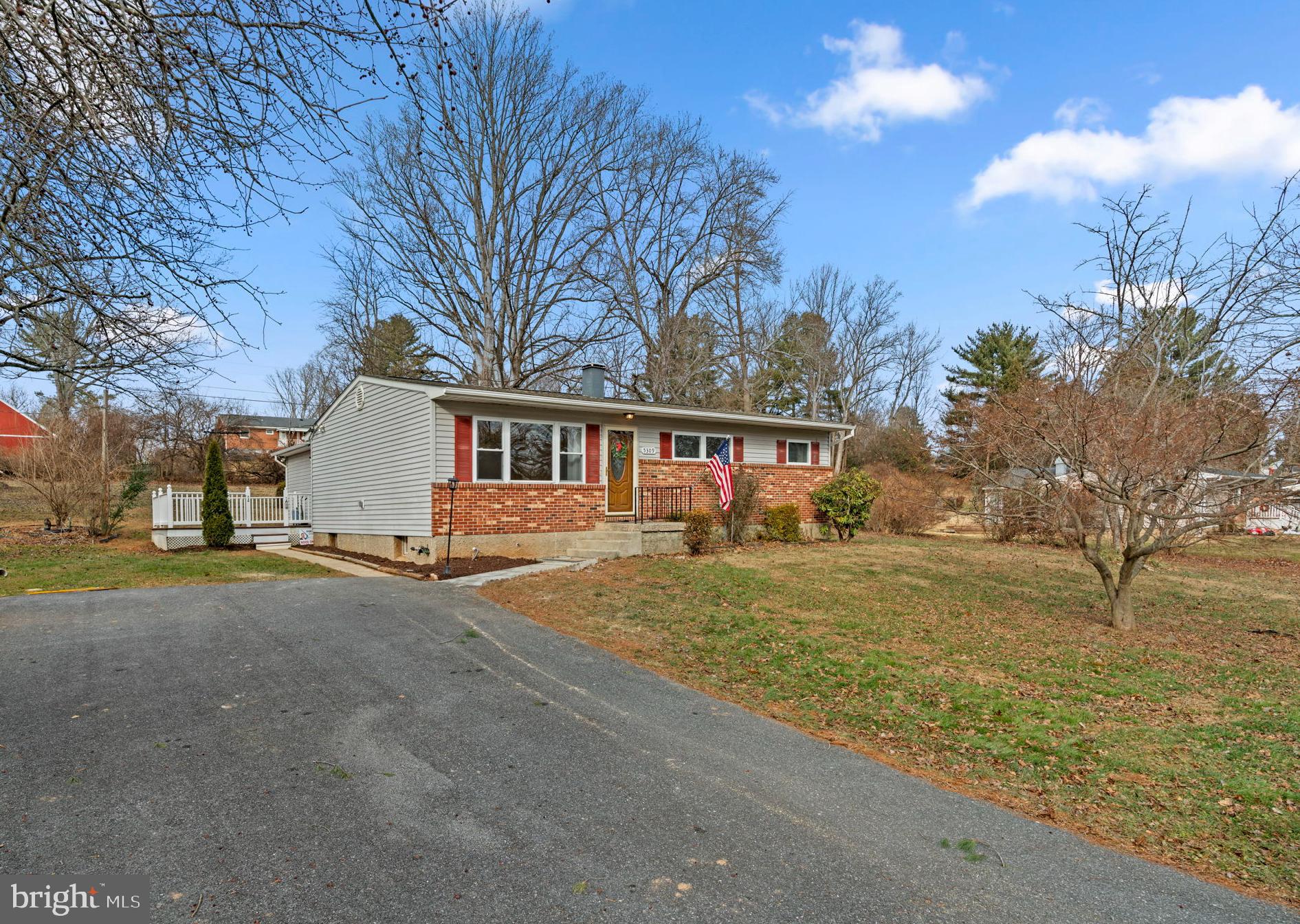 5309 WENDY ROAD