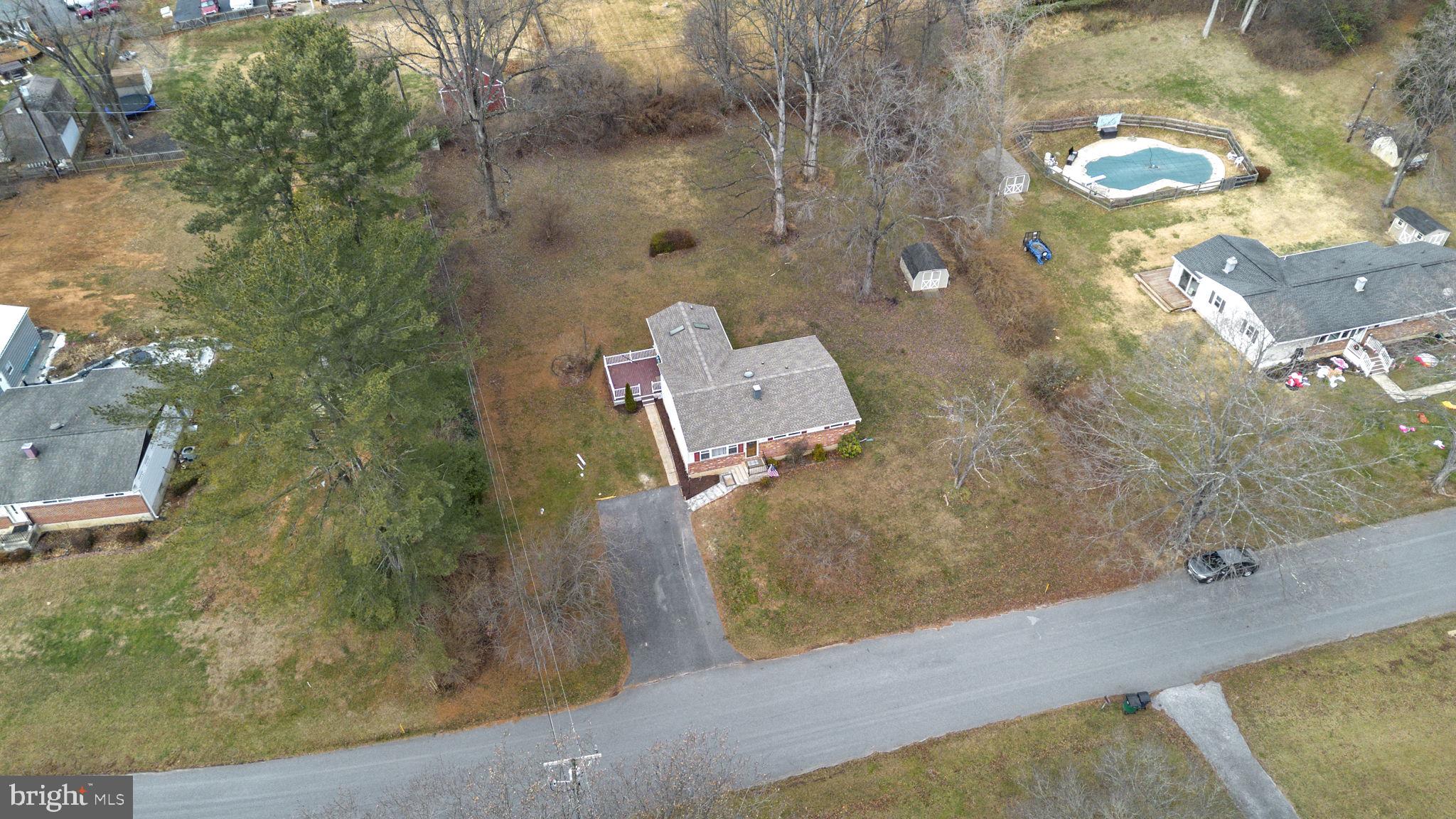 5309 WENDY ROAD