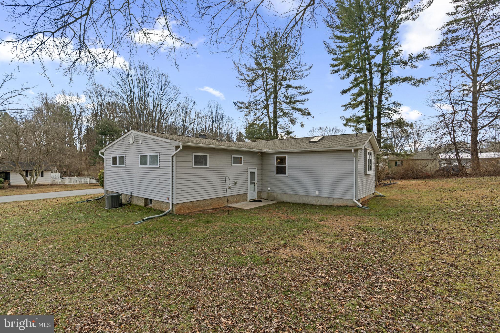 5309 WENDY ROAD