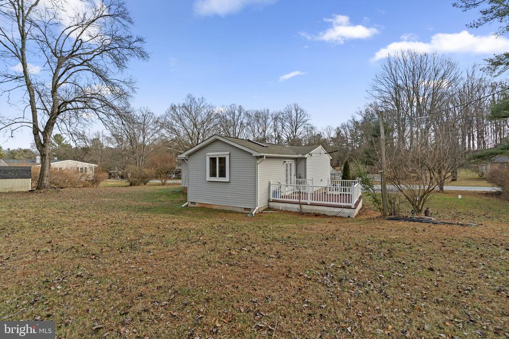 5309 WENDY ROAD
