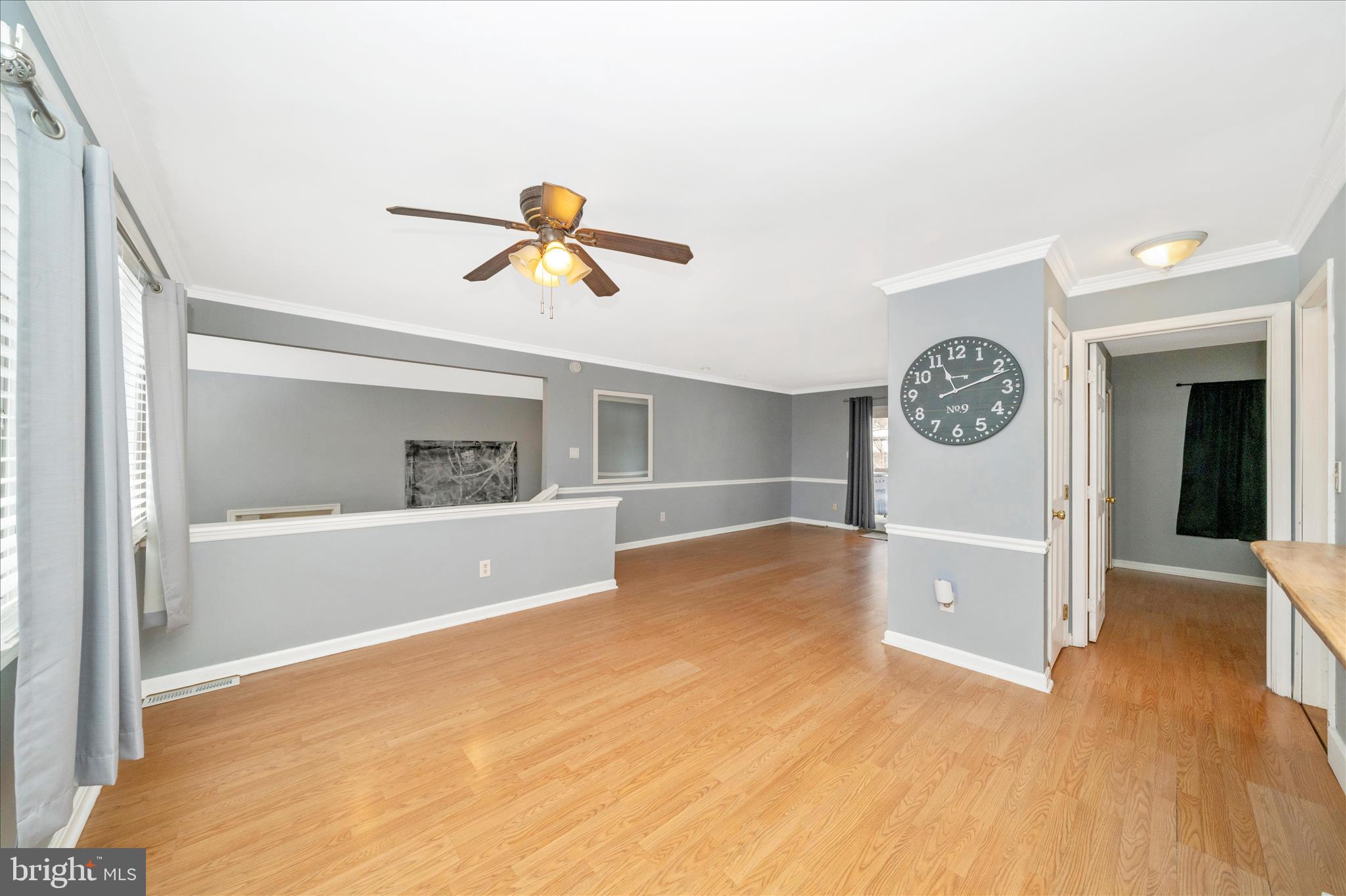 806 CLEARVIEW AVENUE