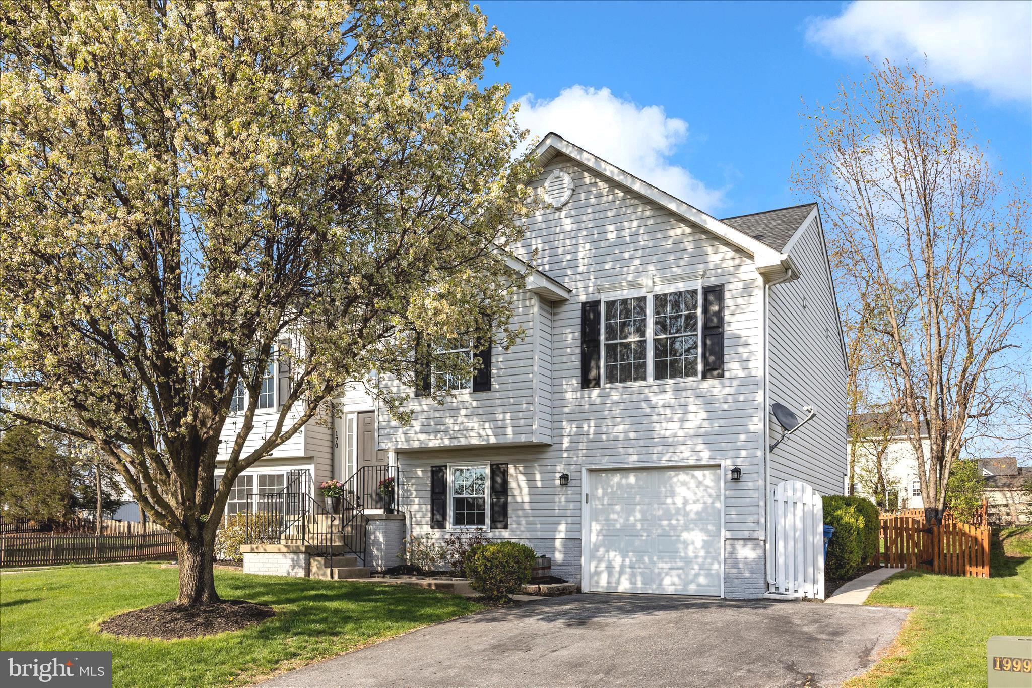 170 BENTLEY STREET