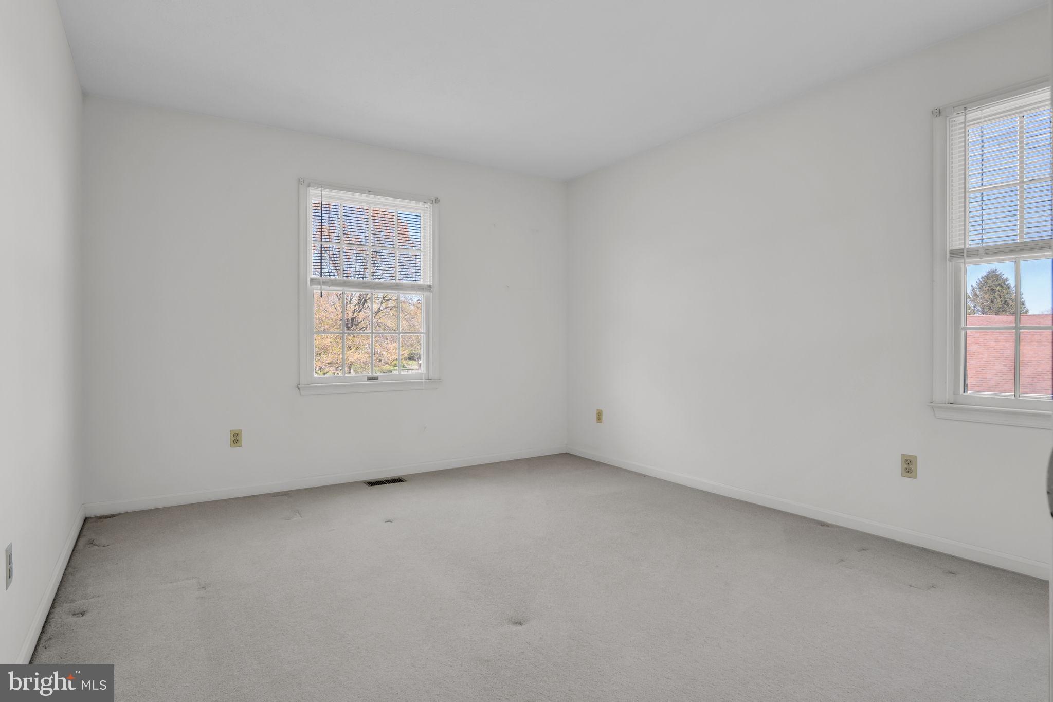 2871 CONSTELLATION WAY