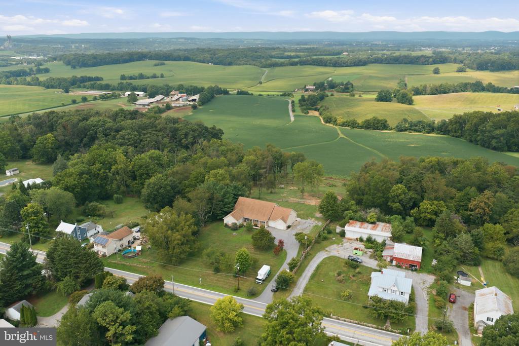 238 CLEAR RIDGE ROAD
