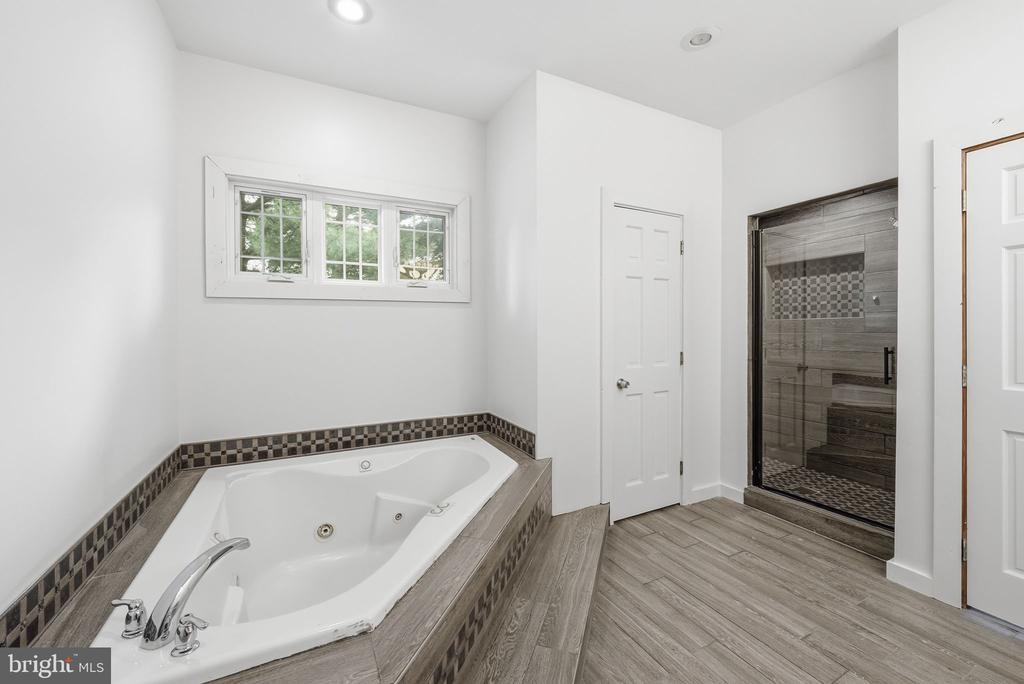 238 CLEAR RIDGE ROAD