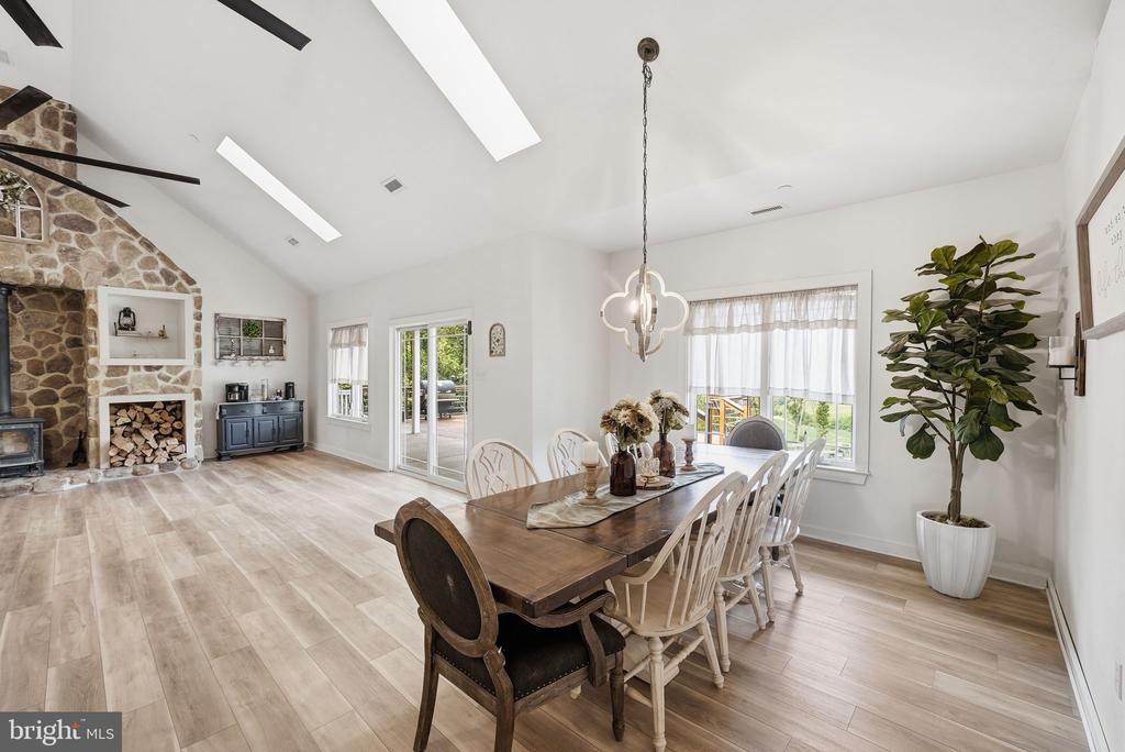 238 CLEAR RIDGE ROAD