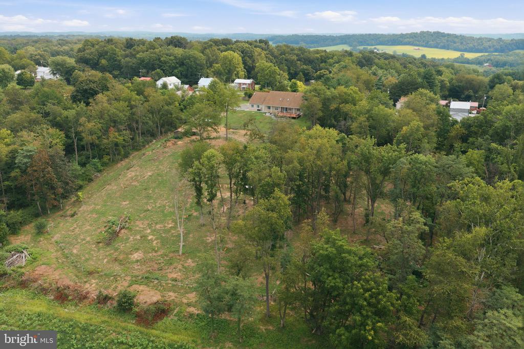 238 CLEAR RIDGE ROAD