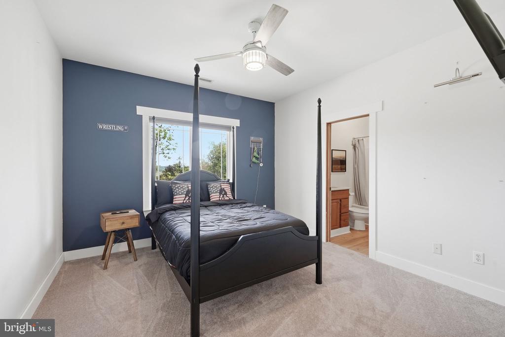238 CLEAR RIDGE ROAD