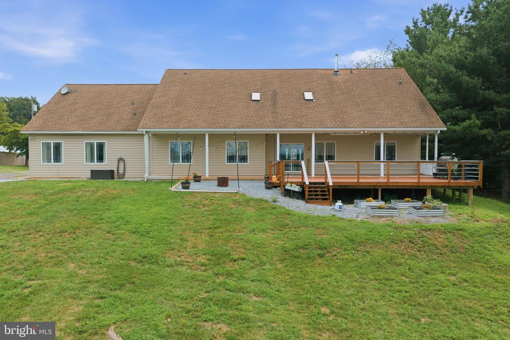 238 CLEAR RIDGE ROAD